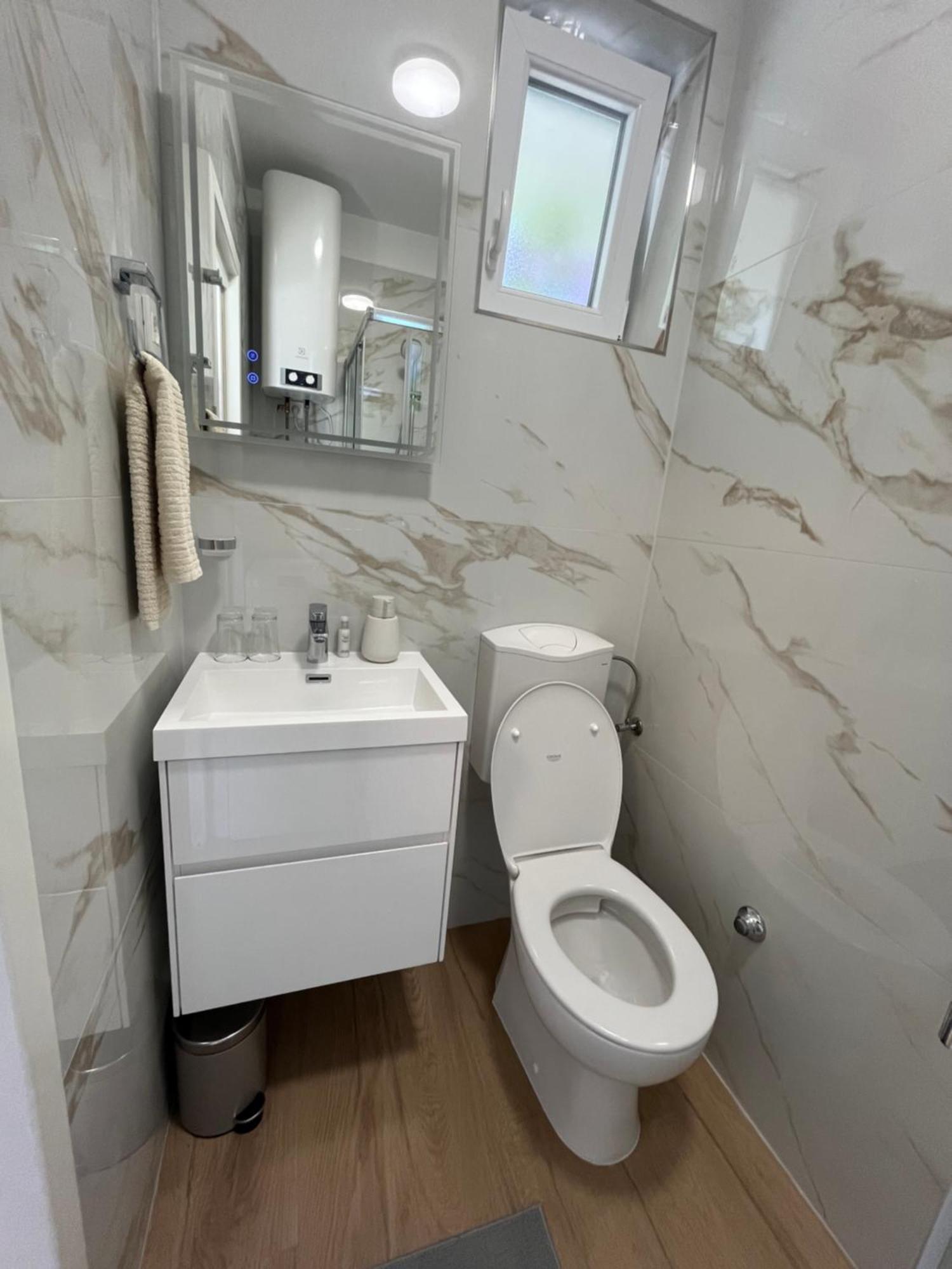 Green Oasis For Two, 30 Meters From Sea Apartment Задар Екстериор снимка